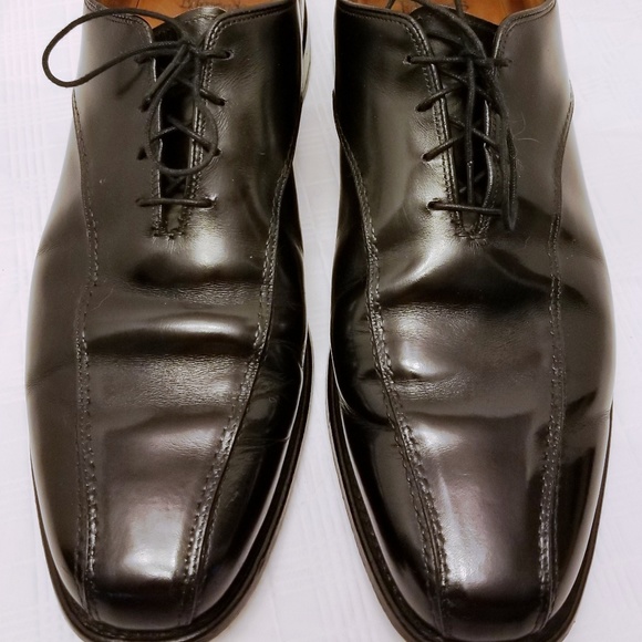 EUC. Allen Edmonds "Saxon" Oxford Wingtip 11D - Picture 3 of 8